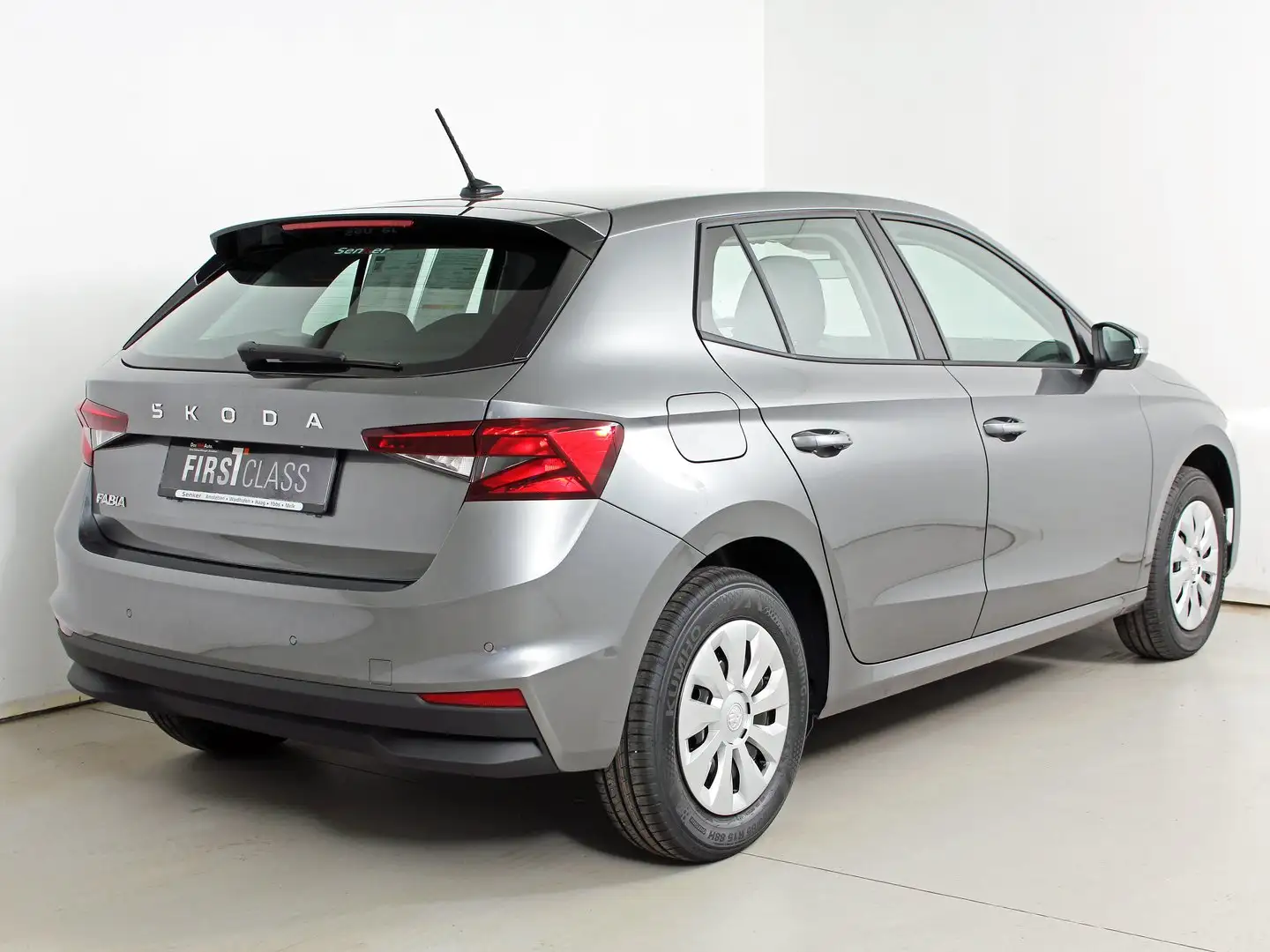 Skoda Fabia Essence Grau - 2