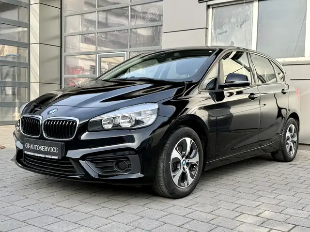 BMW 218 i Active Tourer Klima/Isofix/Scheckheft/8-fach