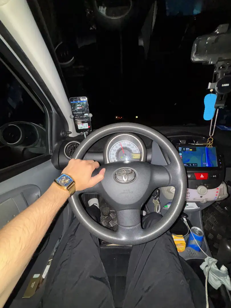 Toyota Aygo 1.0-12V Access Grijs - 2