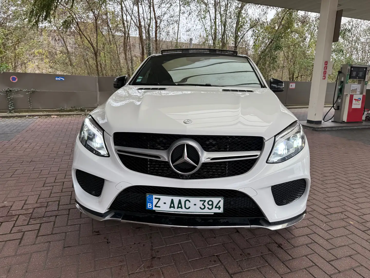 Mercedes-Benz GLE 350 Coupé 350 d 4-Matic. AMG Alb - 2