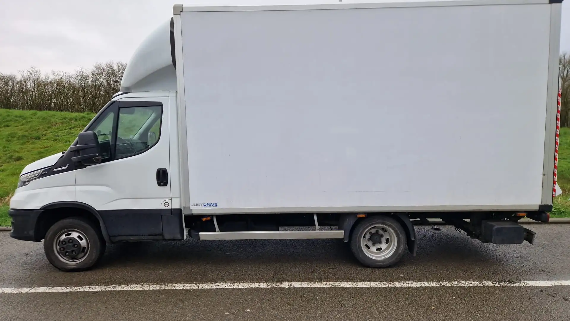 Iveco Daily 35C16 2.3 Turbo VGT Hi-Matic Weiß - 2