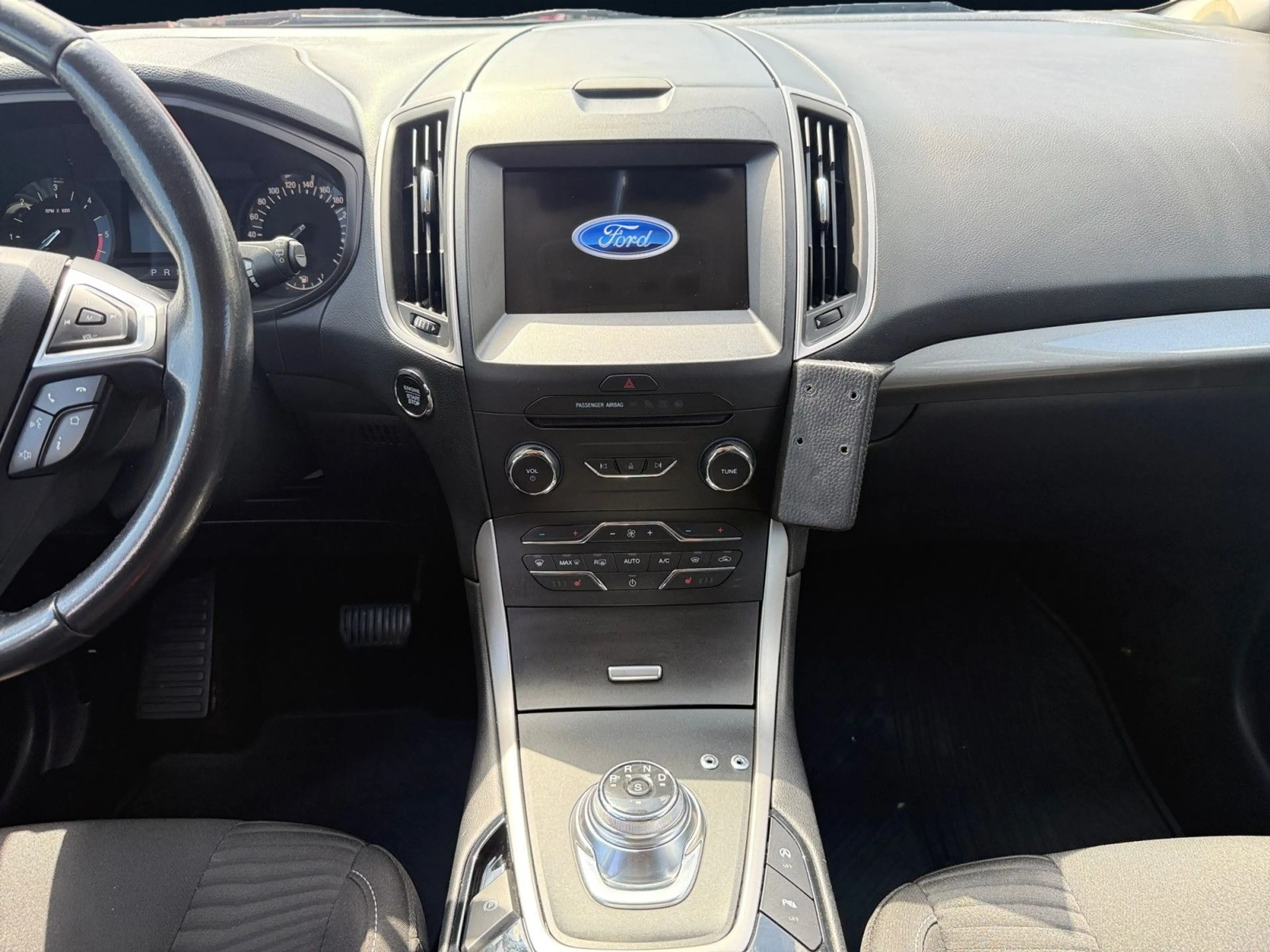 Ford S-Max S-MAX 2.0 TDCI Business Automatik — photo 11