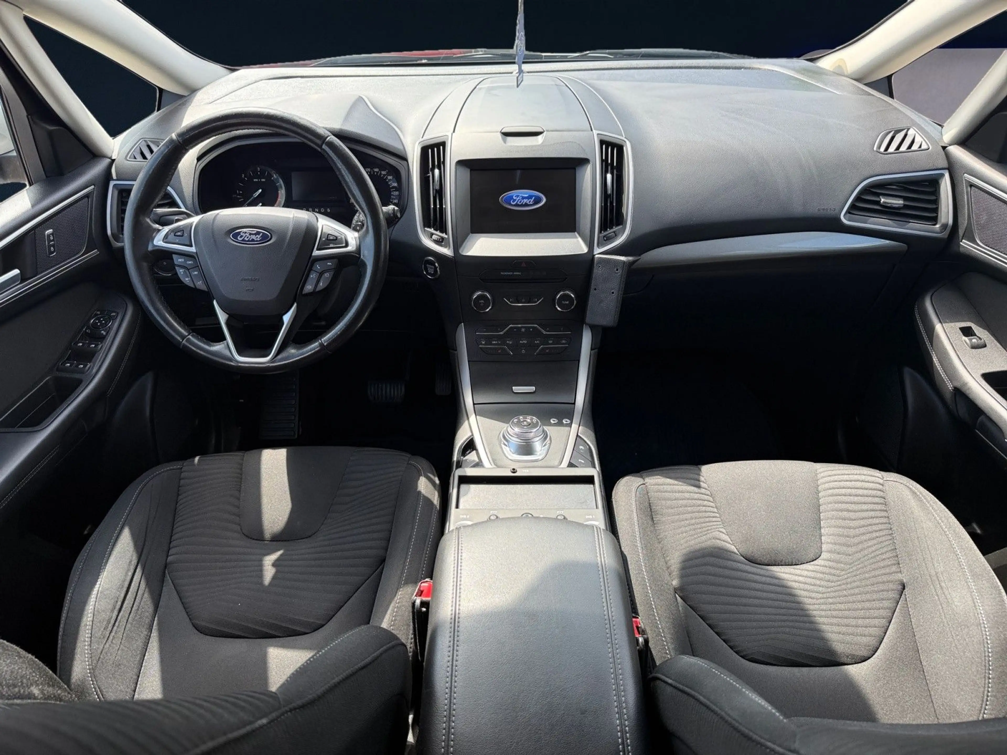 Ford S-Max S-MAX 2.0 TDCI Business Automatik — photo 10