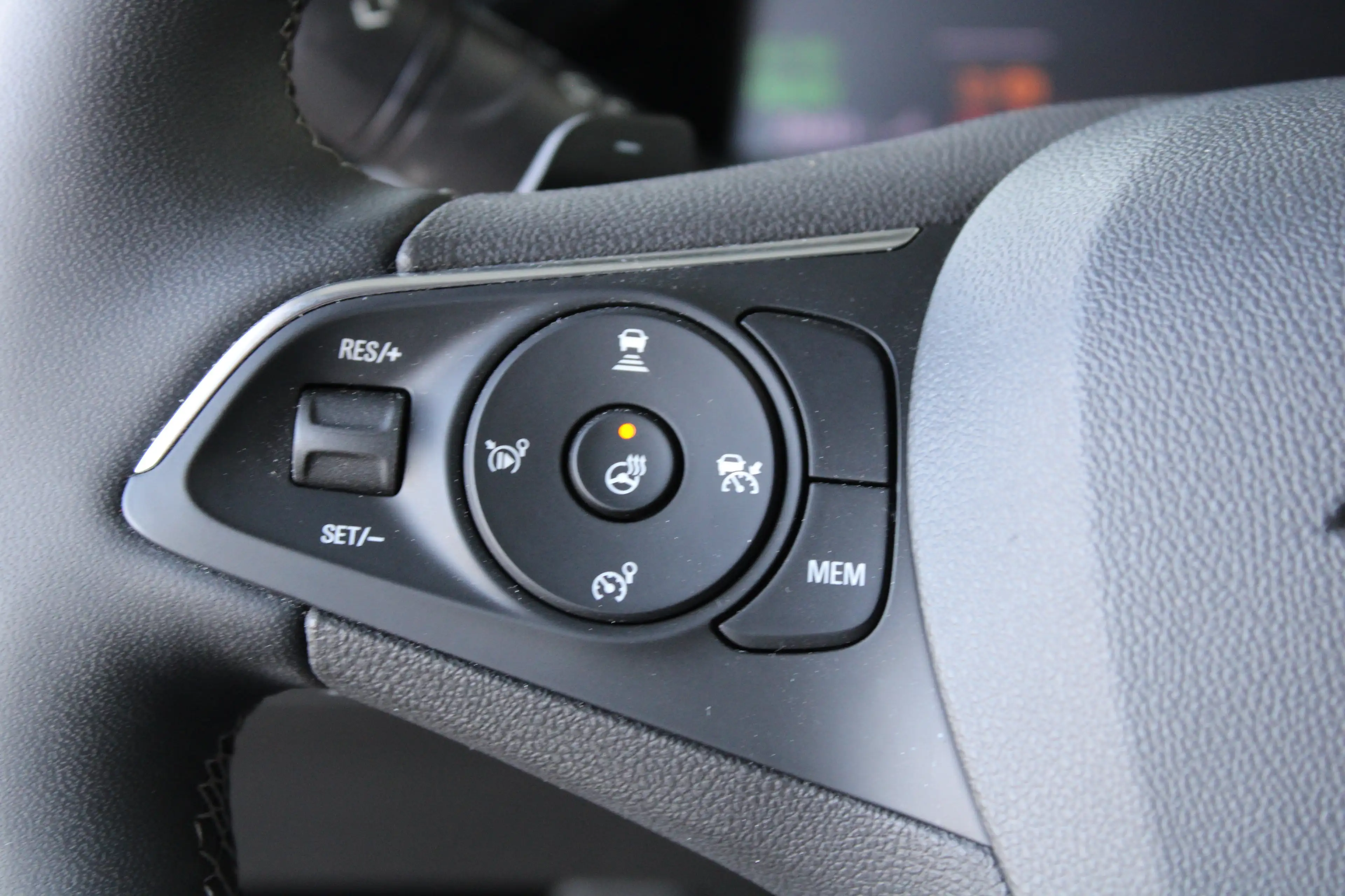 Opel Grandland 1.6 Turbo Plug-In Hybrid Business Elegance | Elekt — photo 20