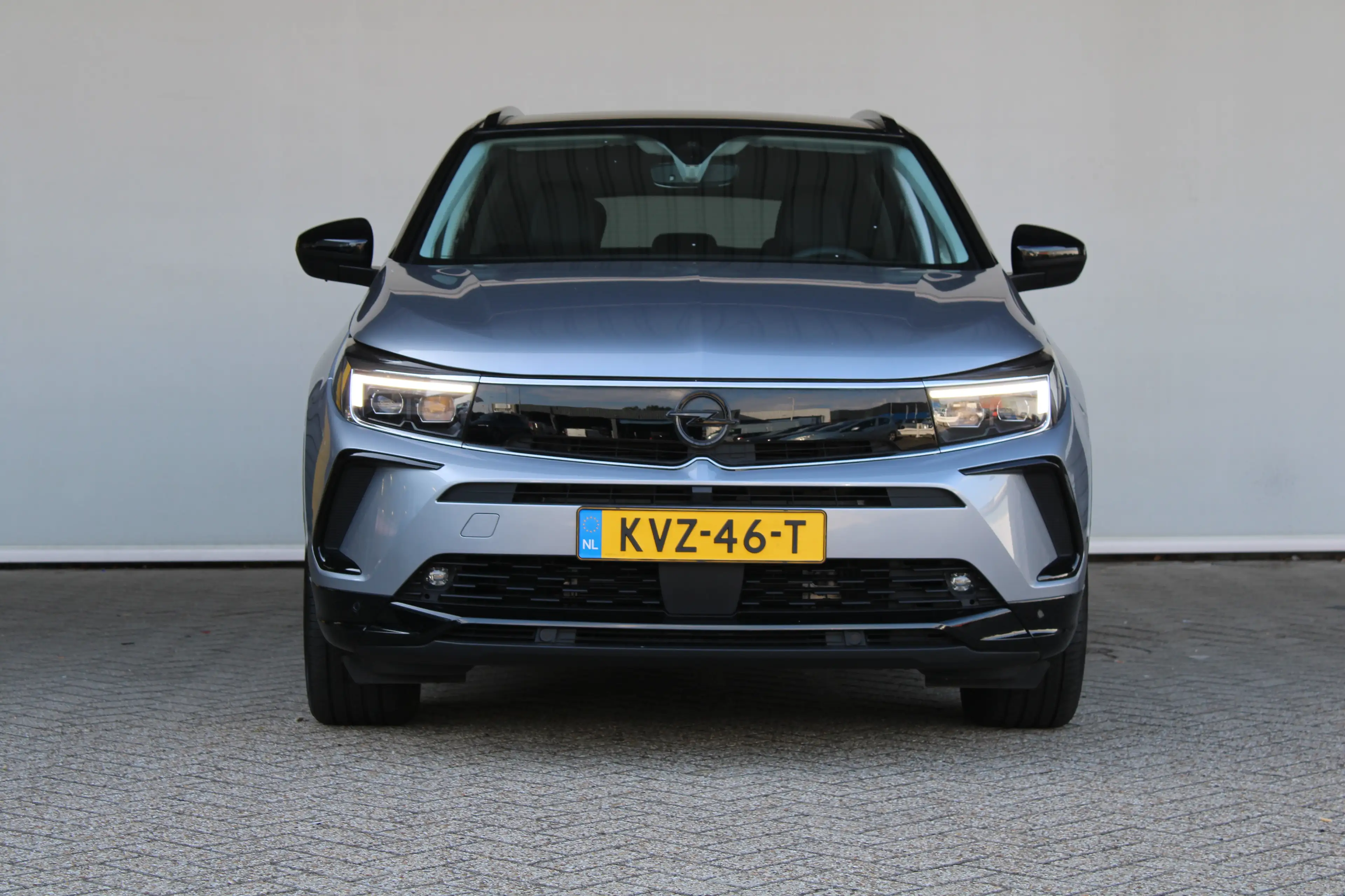 Opel Grandland 1.6 Turbo Plug-In Hybrid Business Elegance | Elekt — photo 3