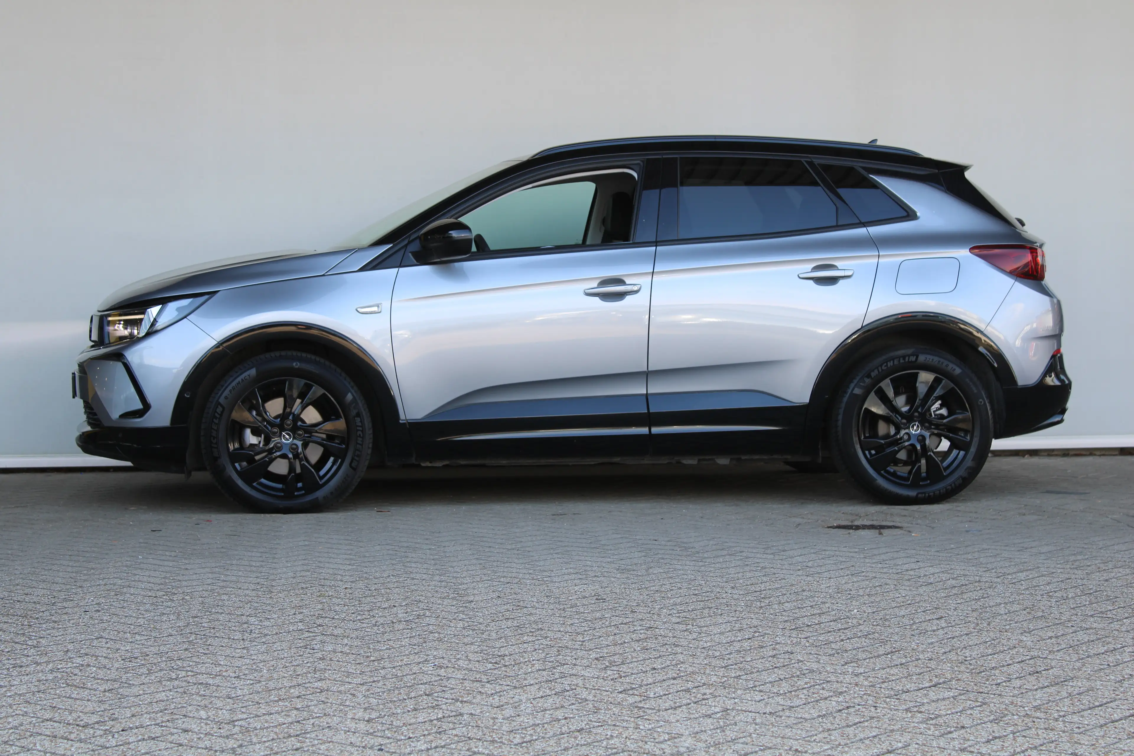 Opel Grandland 1.6 Turbo Plug-In Hybrid Business Elegance | Elekt — photo 9