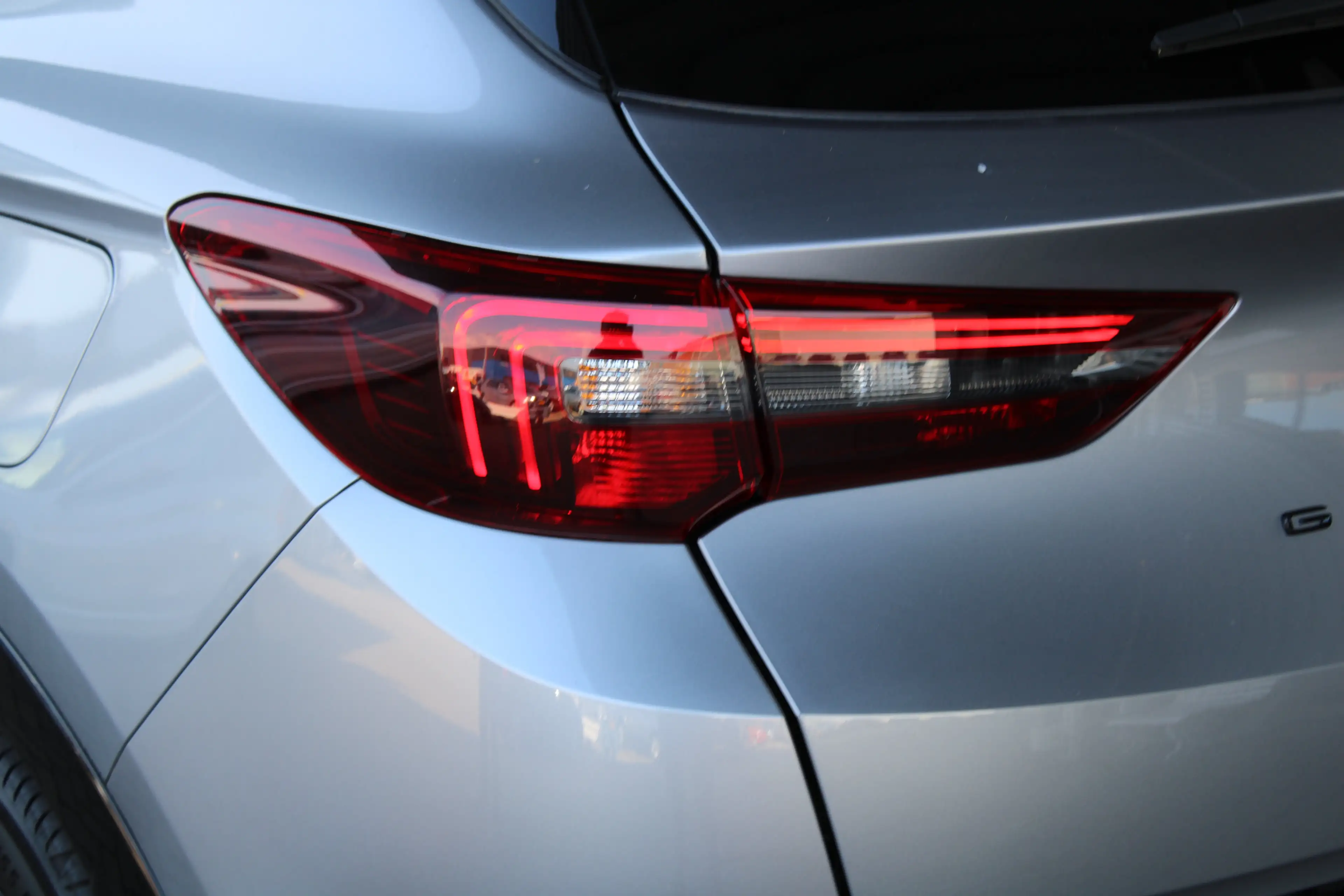 Opel Grandland 1.6 Turbo Plug-In Hybrid Business Elegance | Elekt — photo 34