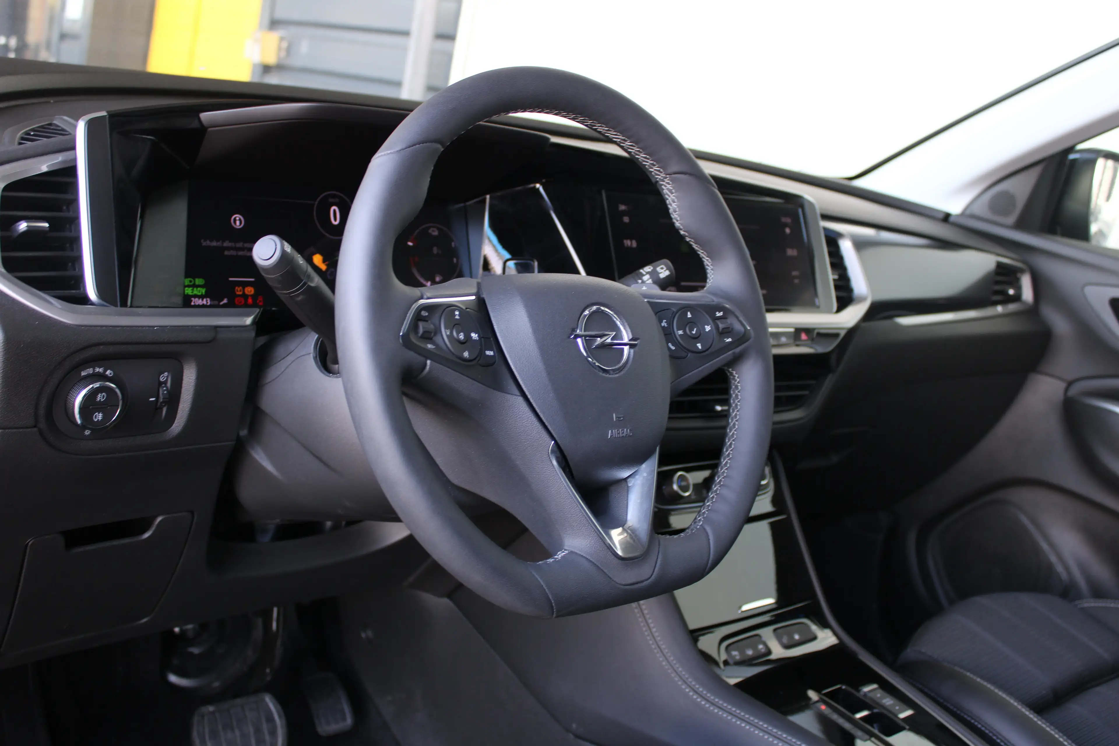 Opel Grandland 1.6 Turbo Plug-In Hybrid Business Elegance | Elekt — photo 10