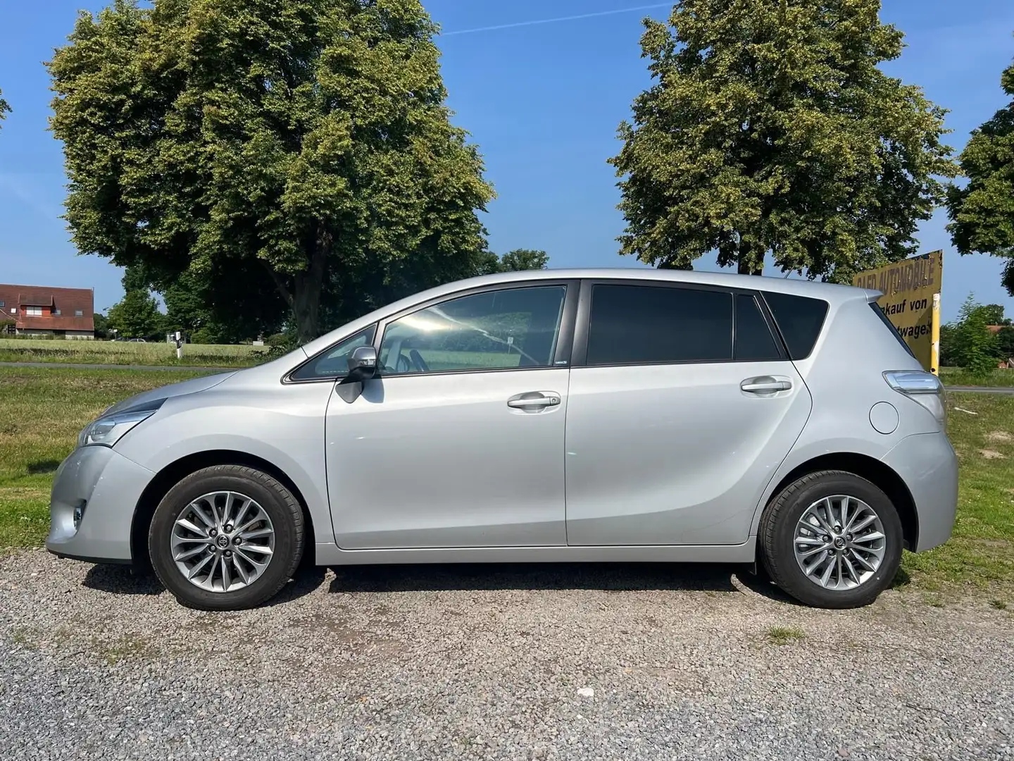 Toyota Verso 1.8 Edition-S*Kamera*TÜV NEU*Garantie*AHK* Argent - 2