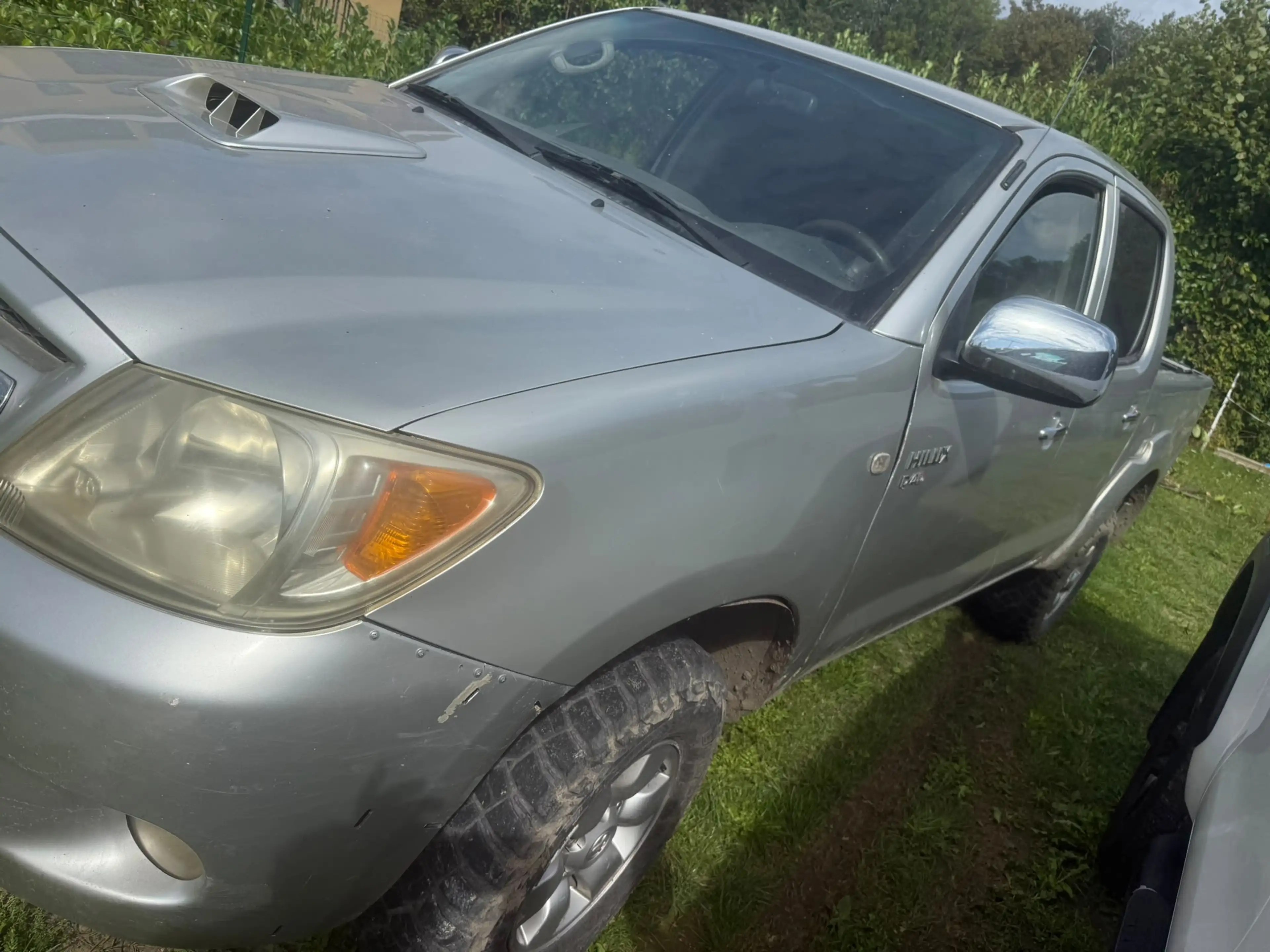 Toyota Hilux 2.5 Turbo D-4D 4WD SR — photo 4