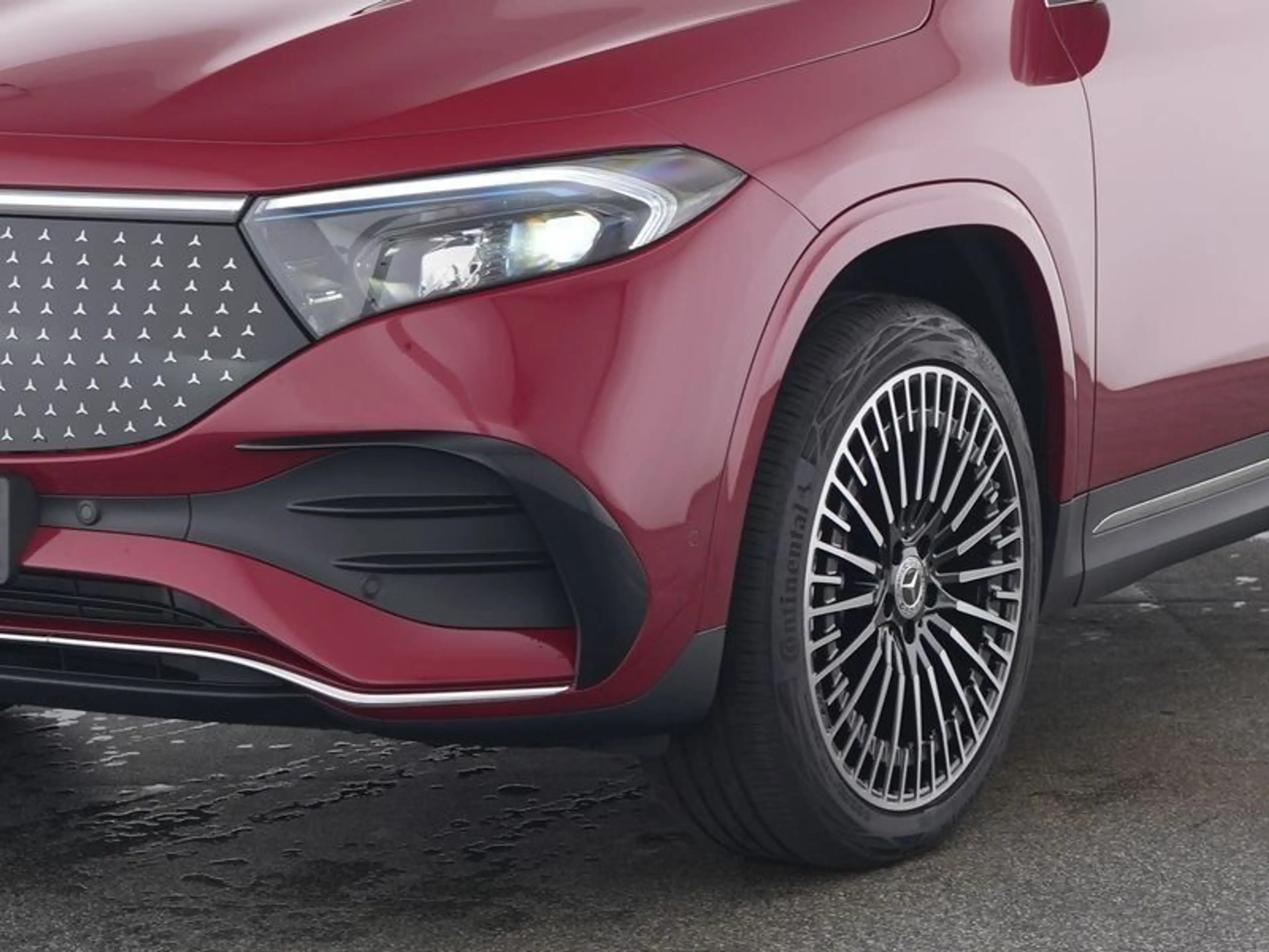 Mercedes-Benz EQA 250+ AMG-ADVANCED+ PANO 360° SOUND DISTRONIC — photo 3
