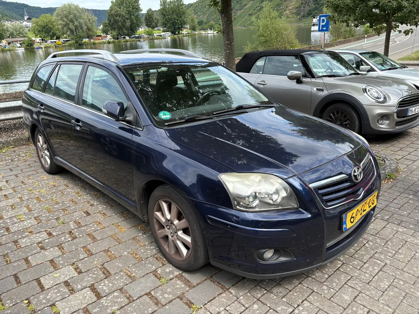 Toyota Avensis Avensis 2.0 D-4D Luna Blauw - 2