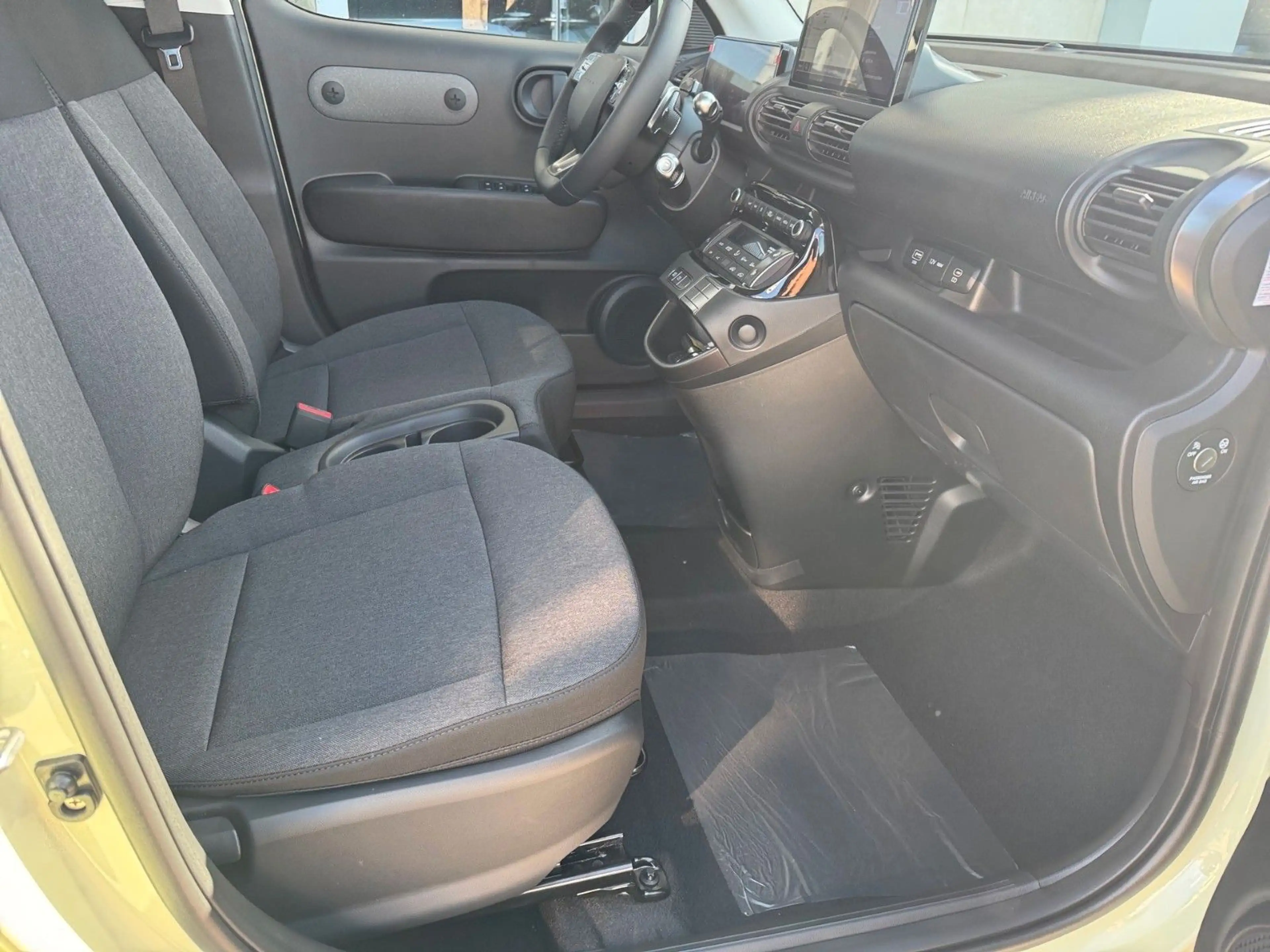 Hyundai Inster Inster Elektro 71 kW FWD Select — photo 13