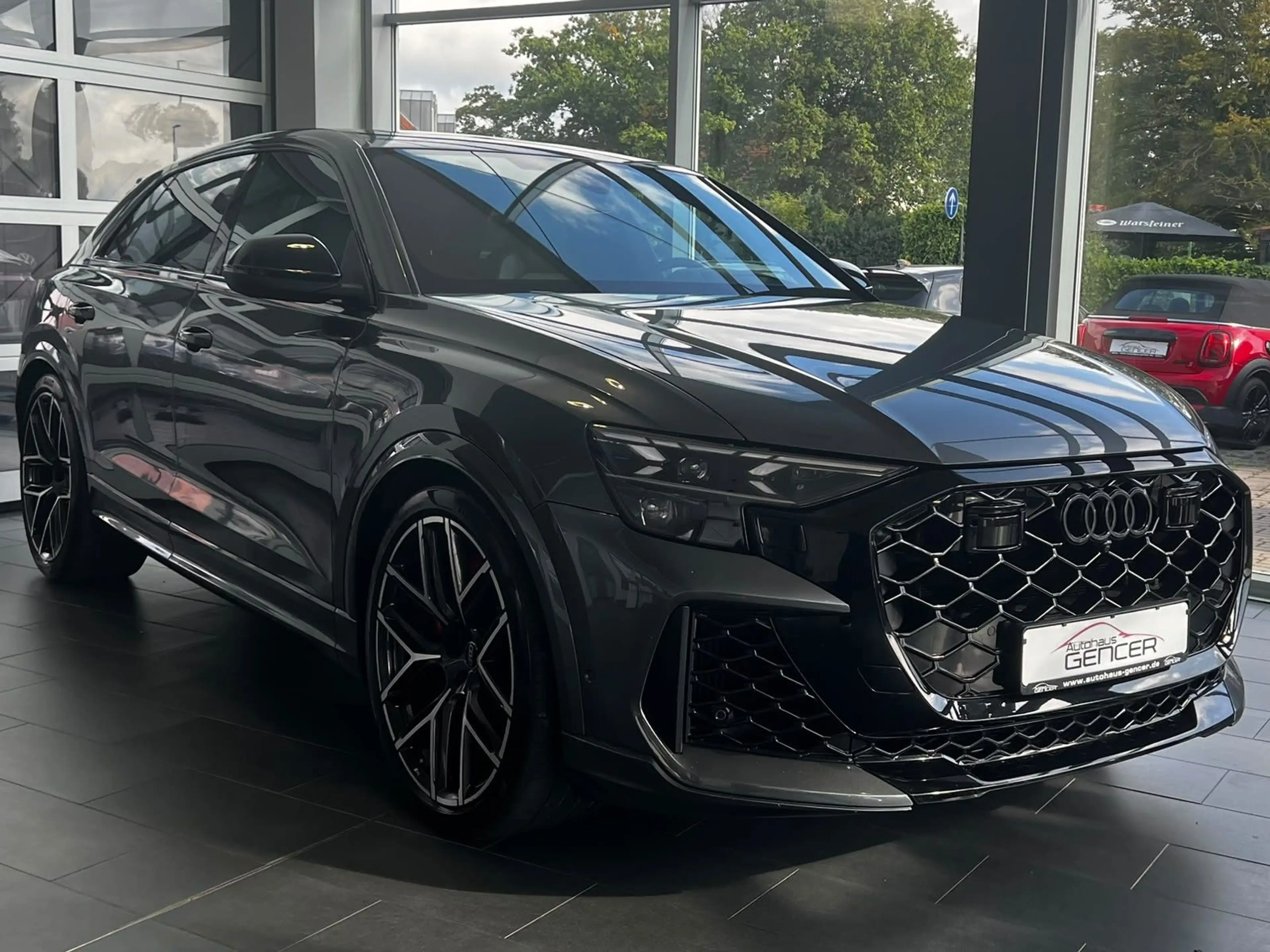 Audi RS Q8 4.0 TFSI quattro "Laser/Head-Up/Pano/B&O" — photo 3