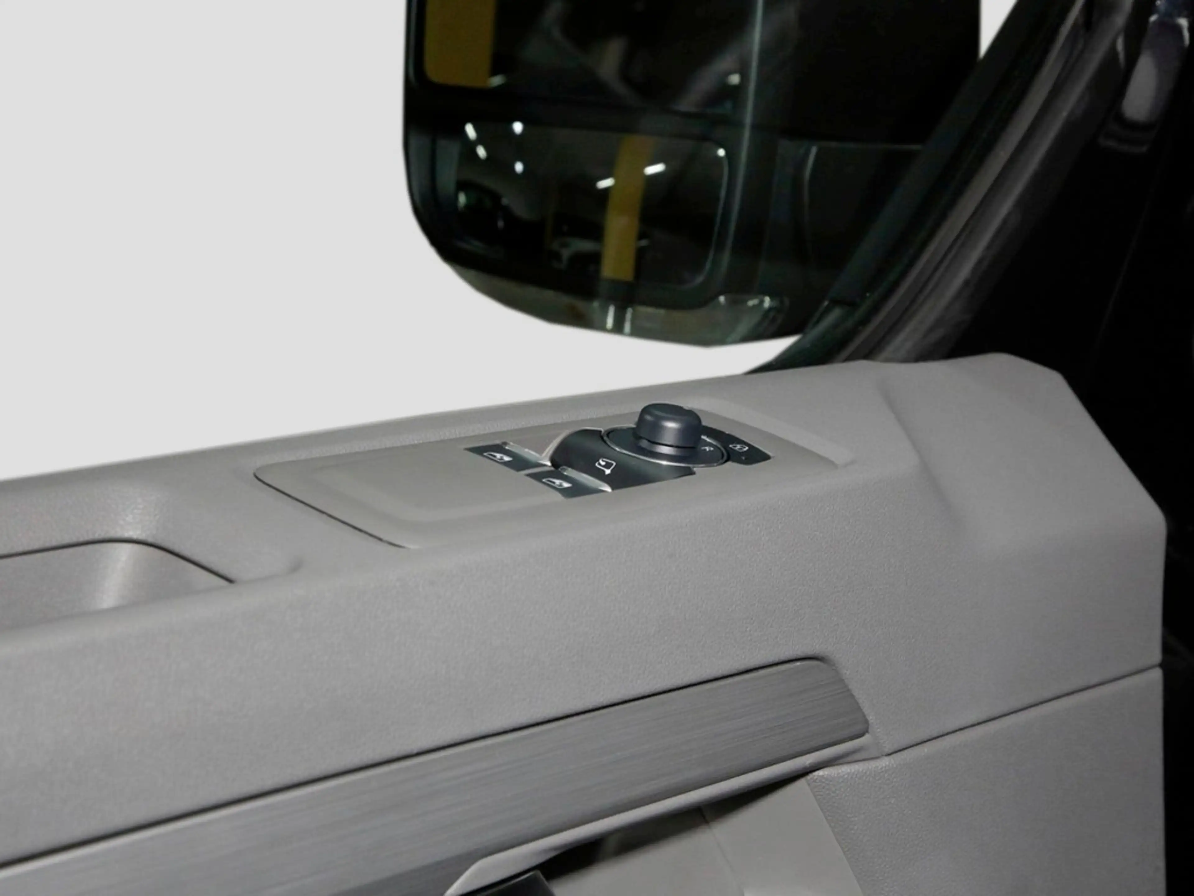 Volkswagen T7 Caravelle Life 2.0 TDI lang 8-G.Aut. 9-Sitzer — photo 15