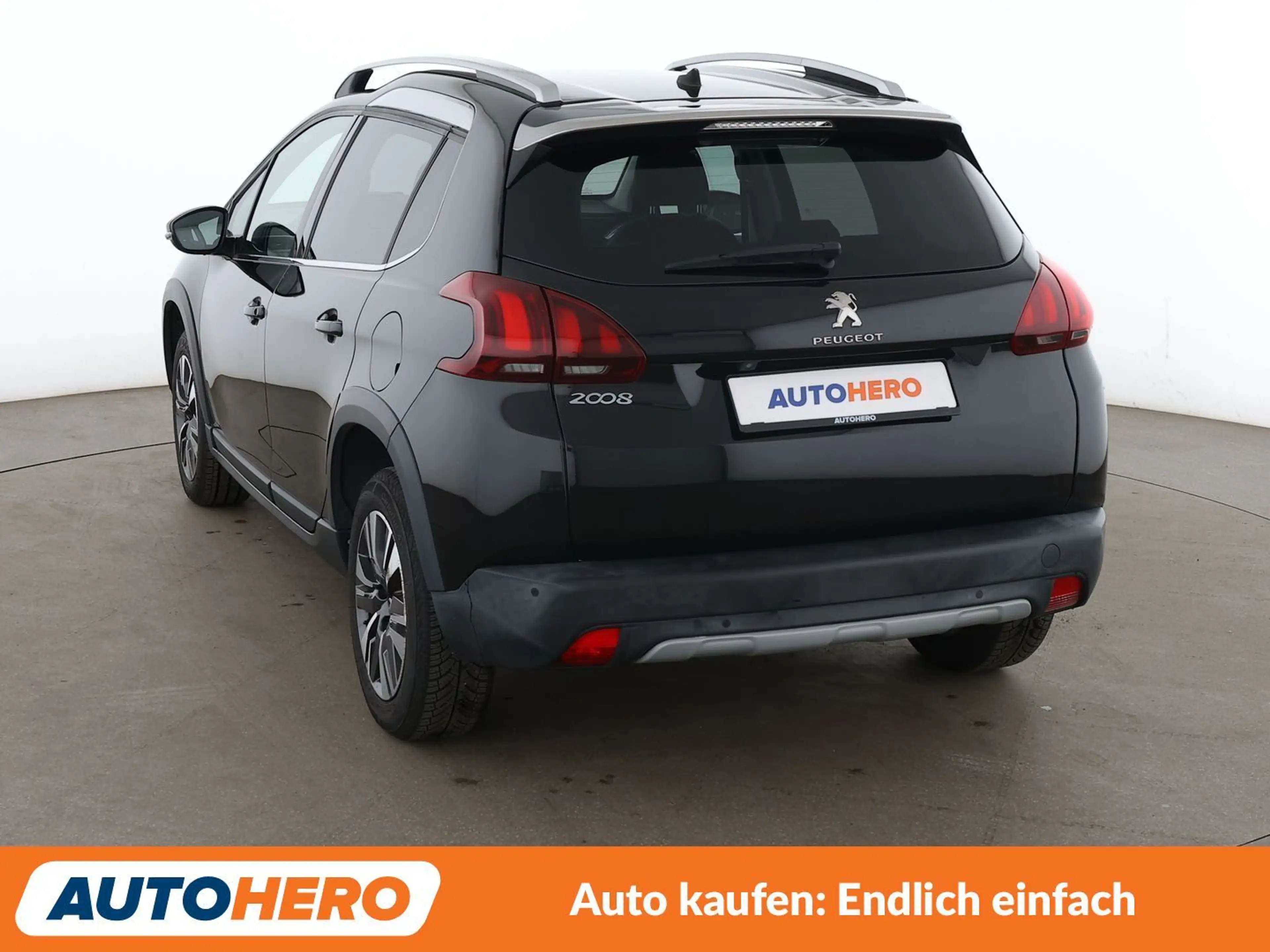 Peugeot 2008 1.2 PureTech Allure*NAVI*CAM*PDC*SHZ*ALU* — photo 4