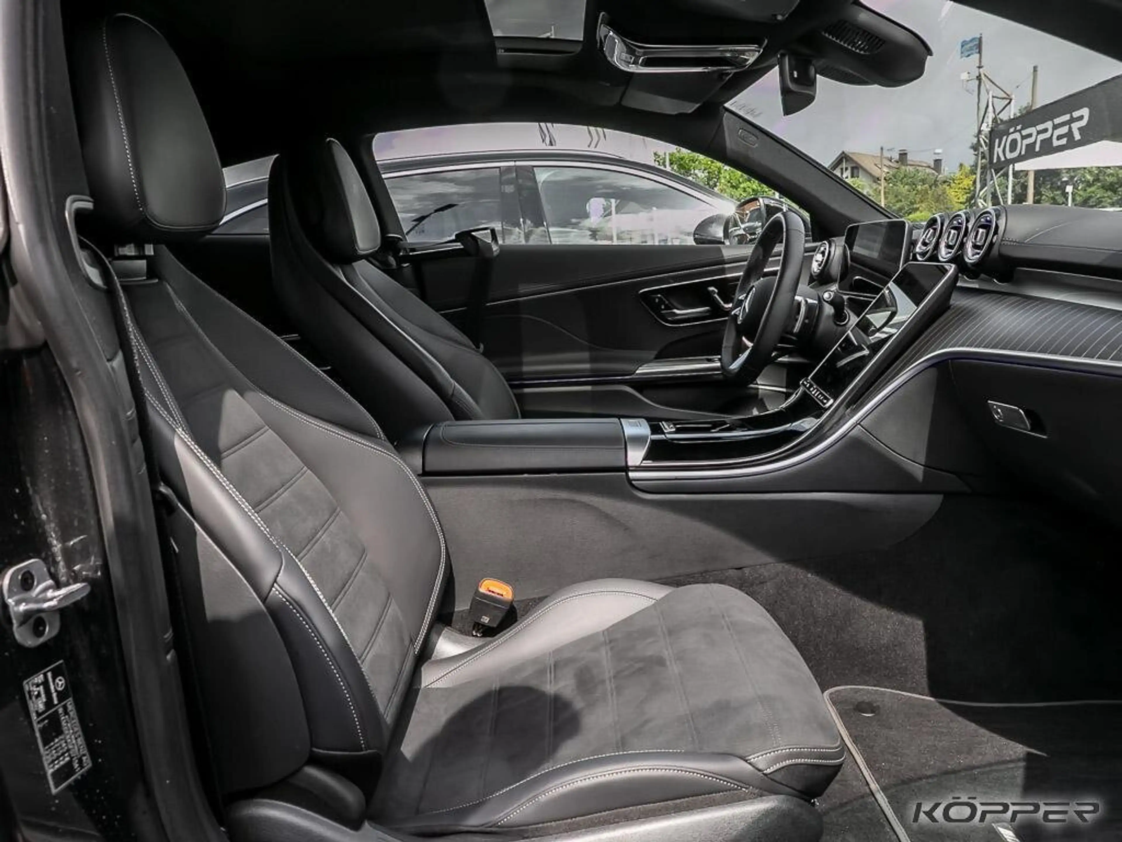 Mercedes-Benz CLE 220 d AMG Coupé Advanced PLUS Pano NightGrey — photo 5