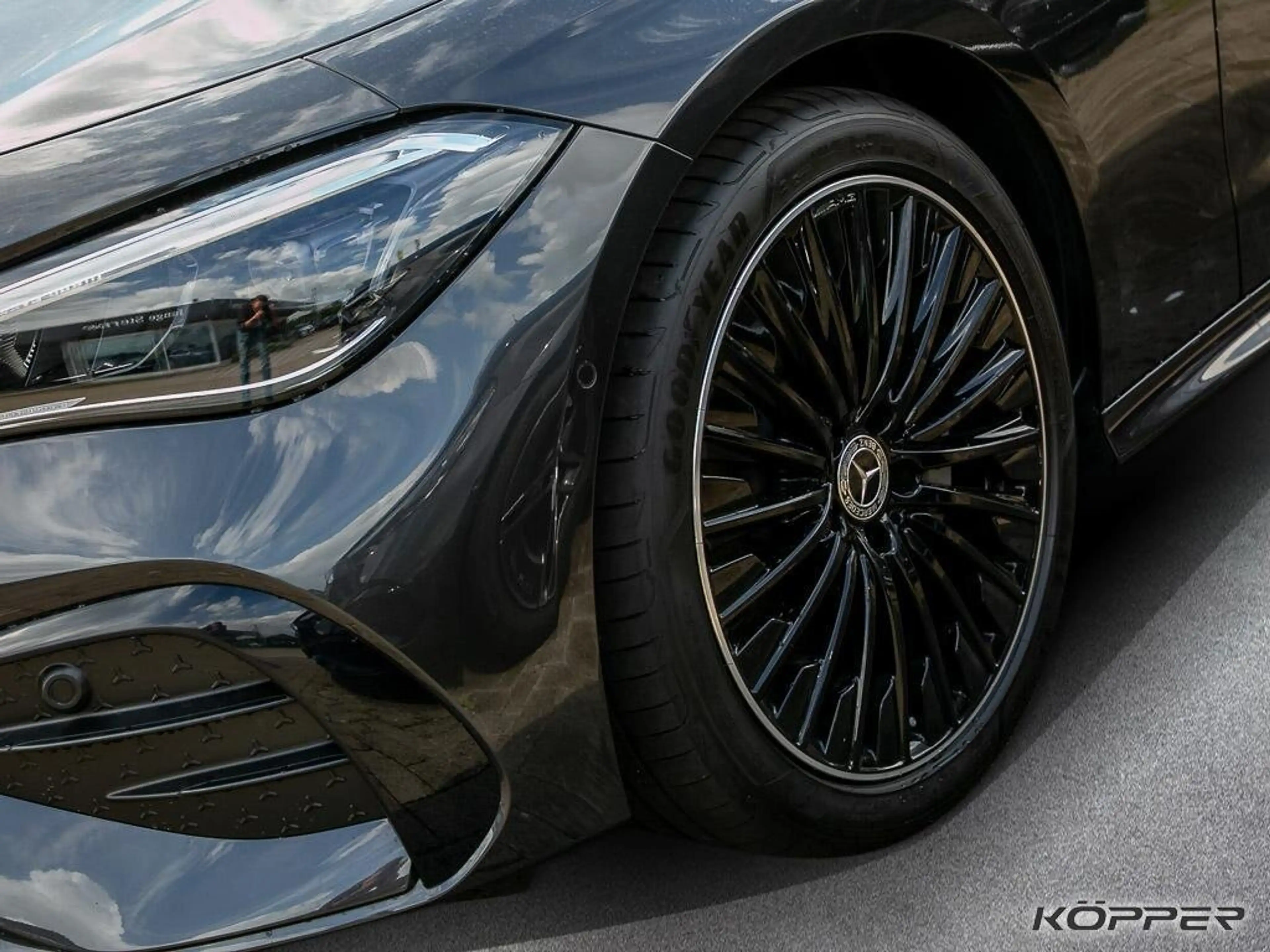 Mercedes-Benz CLE 220 d AMG Coupé Advanced PLUS Pano NightGrey — photo 3