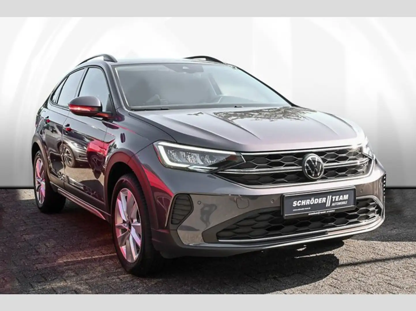 Volkswagen Taigo 1.0 TSI Grau - 2