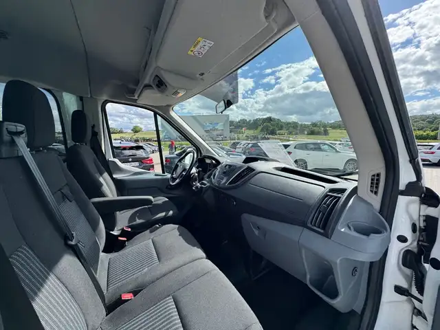 Ford Transit view 15