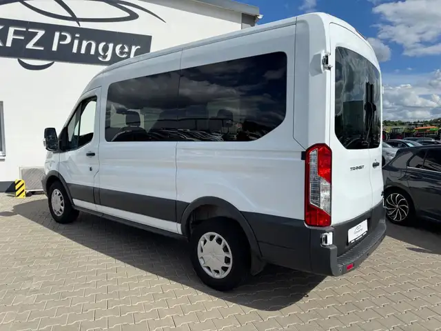 Ford Transit view 5