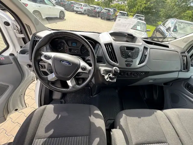 Ford Transit view 11