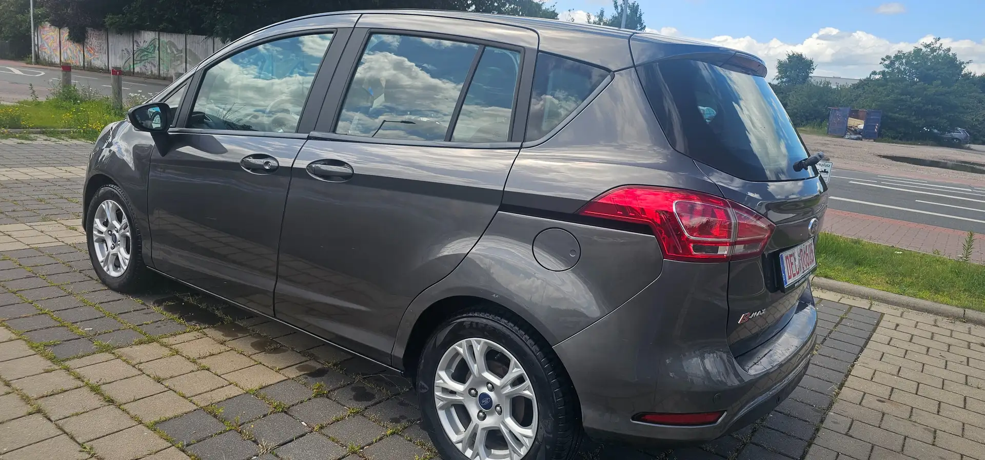 Ford B-Max Ambiente Grau - 2