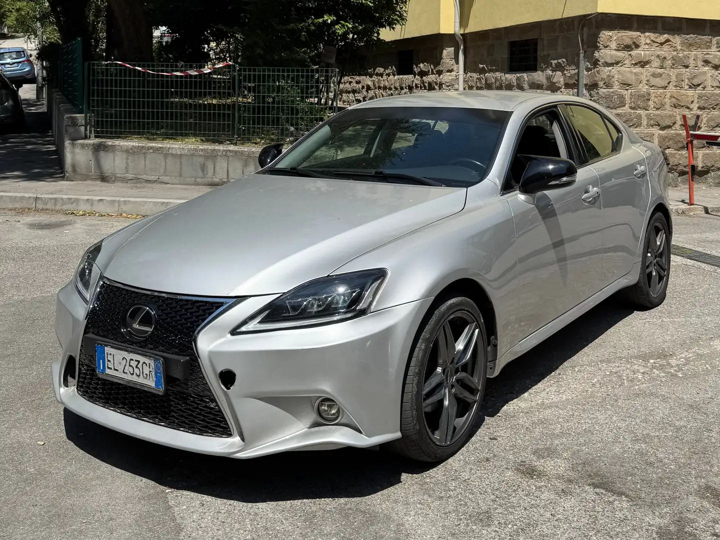Lexus IS 220d Sport Gris - 1