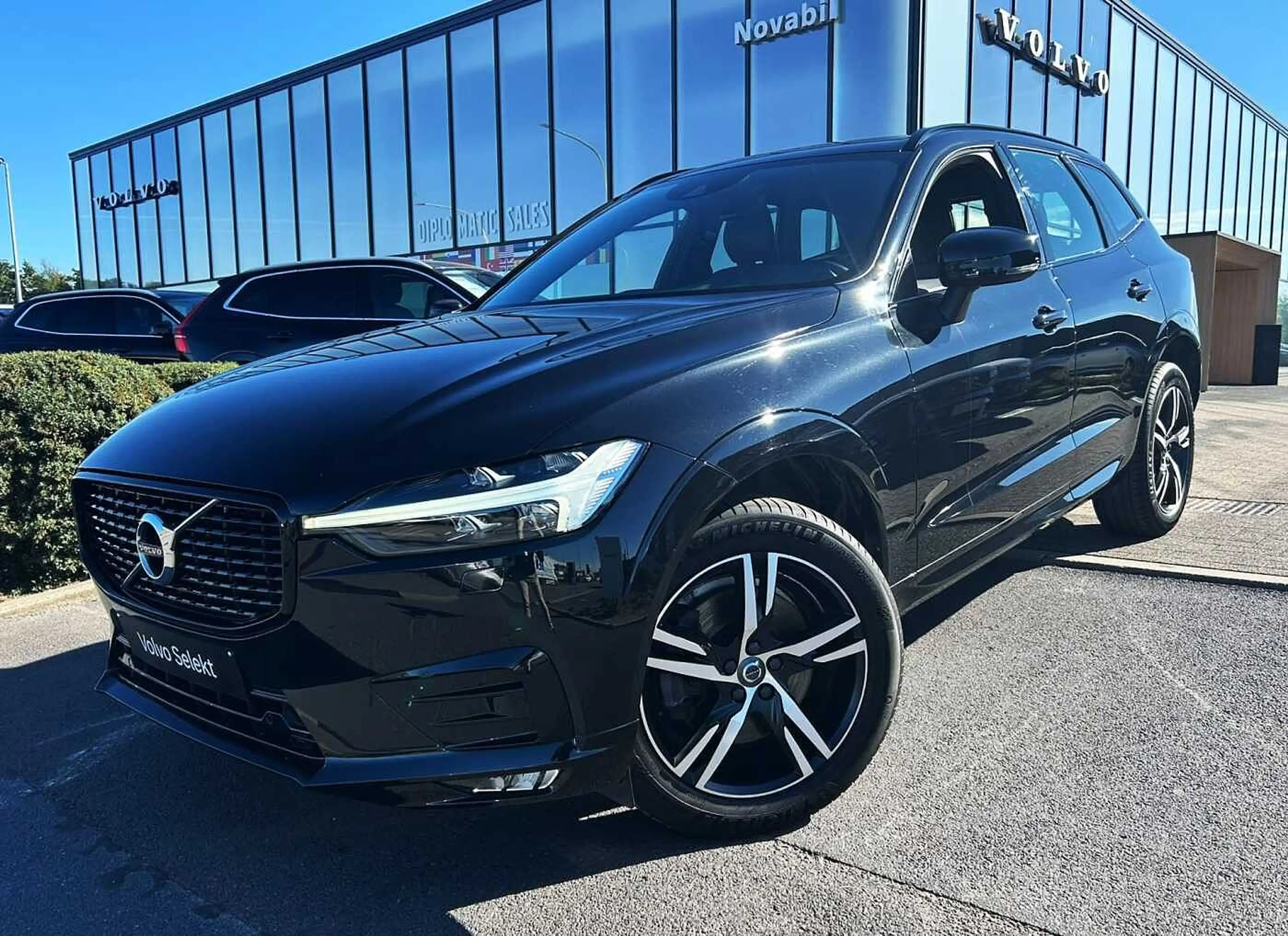 Volvo XC60 R-Design, B4 mild hybrid 'GARANTIE 2 ANS'