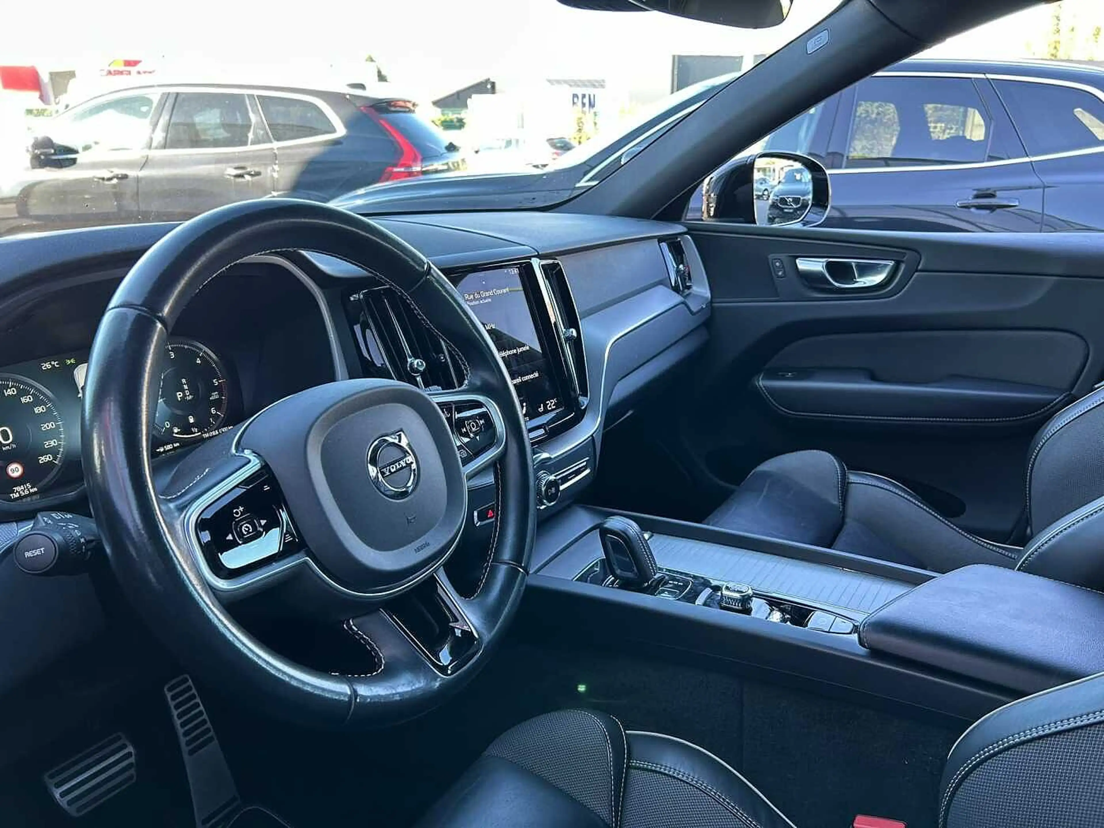 Volvo XC60 R-Design, B4 mild hybrid 'GARANTIE 2 ANS' — photo 8