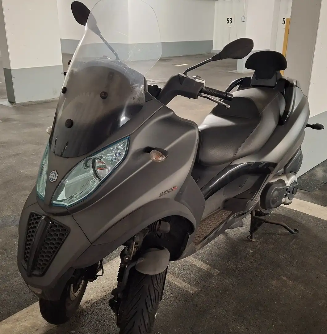 Piaggio MP3 500 LTS Gri - 1