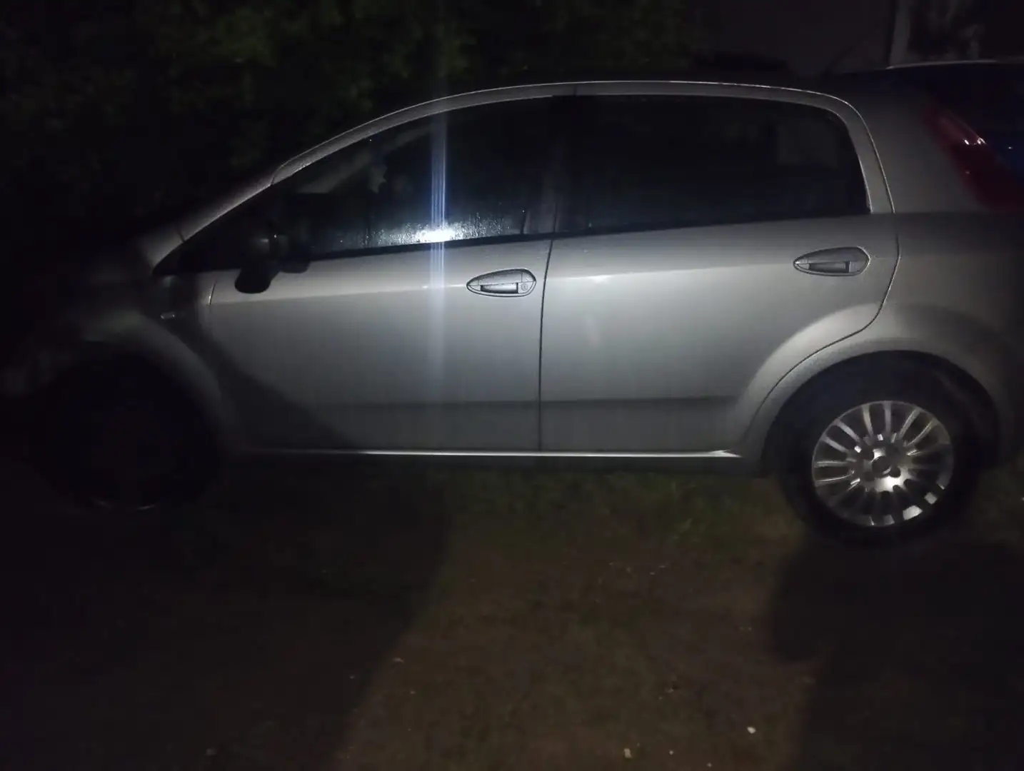 Fiat Punto 1.9 JTD SX zum verkauf bastelauto - 2
