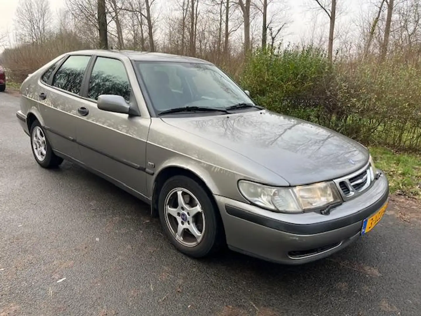 Saab 9-3 2.0t AUTOMATIC-NIEUWE APK Grijs - 2