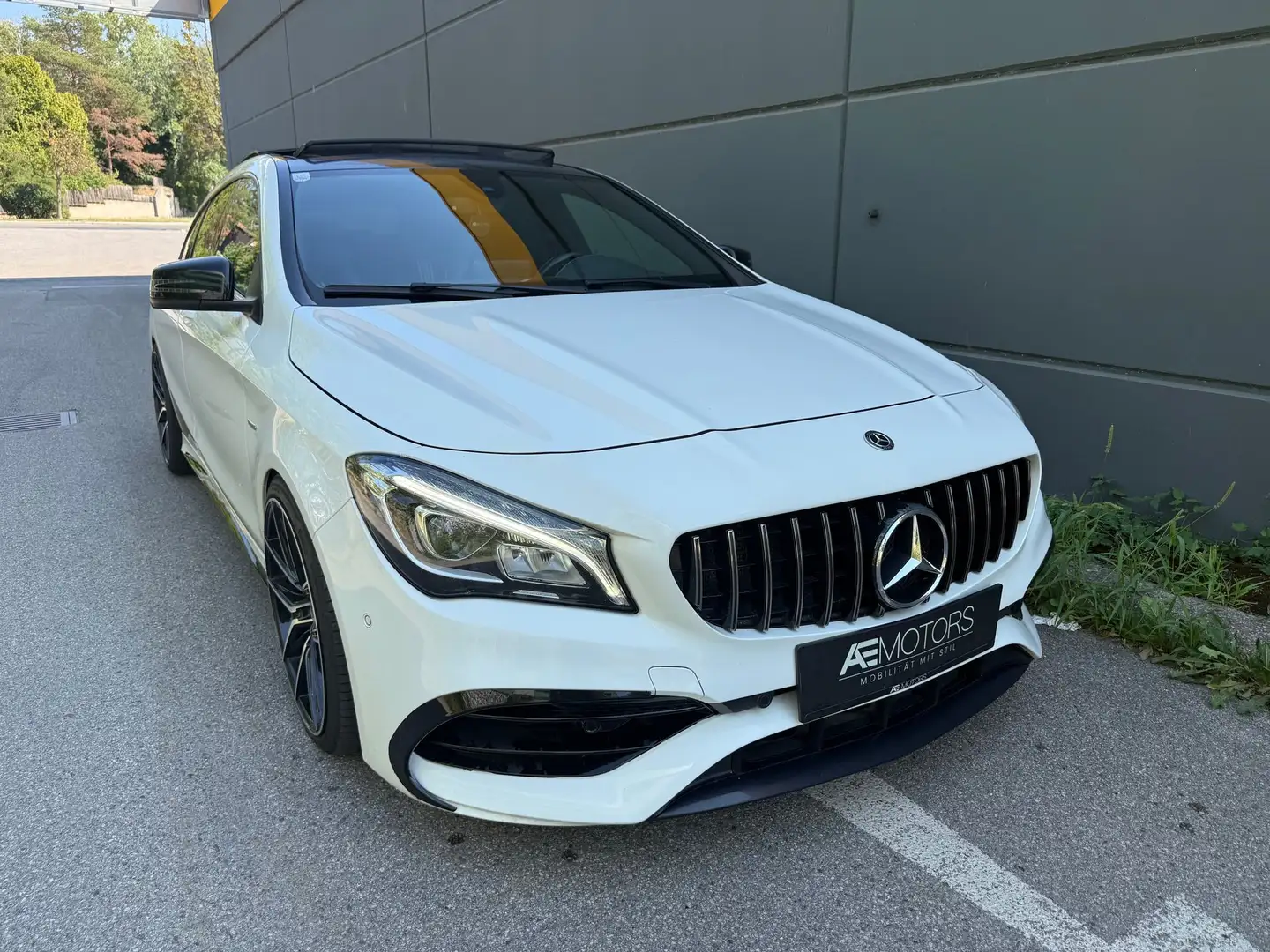 Mercedes-Benz CLA 200 *AMG Line*NAVI*PANO*LED*F1*KLIMA*KREDIT* Weiß - 2