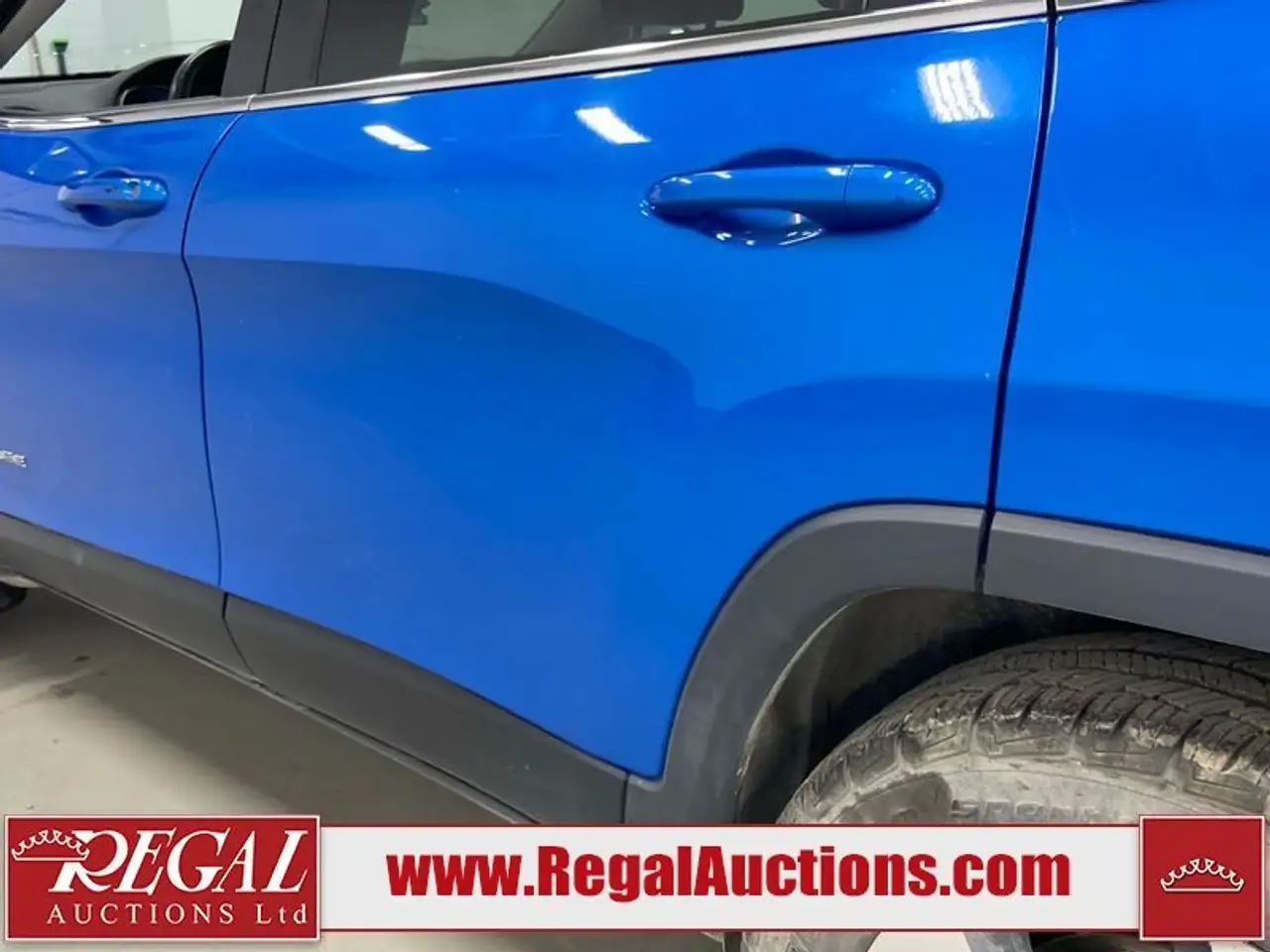 Jeep Cherokee снимка Jeep Cherokee