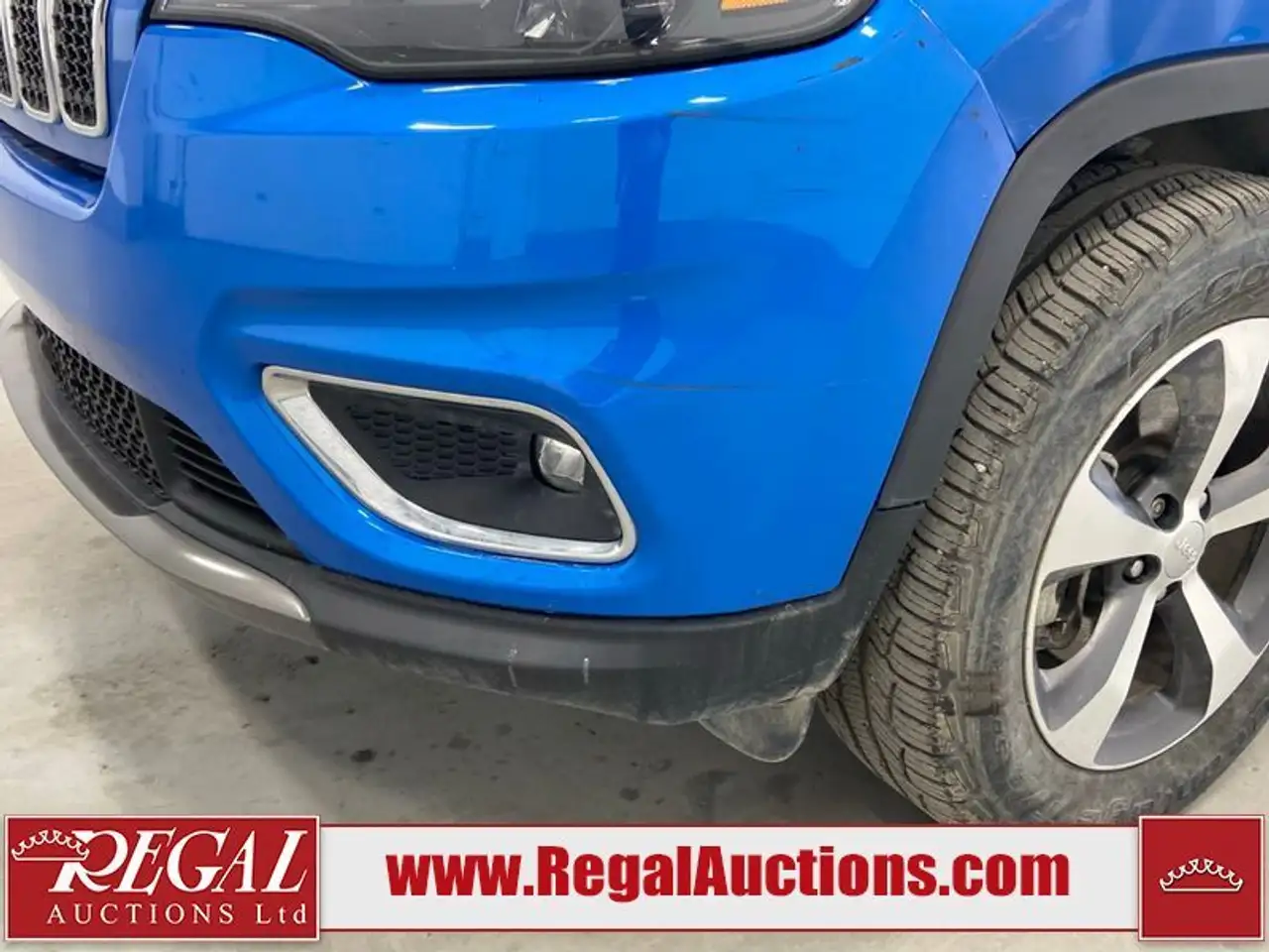 Jeep Cherokee снимка Jeep Cherokee