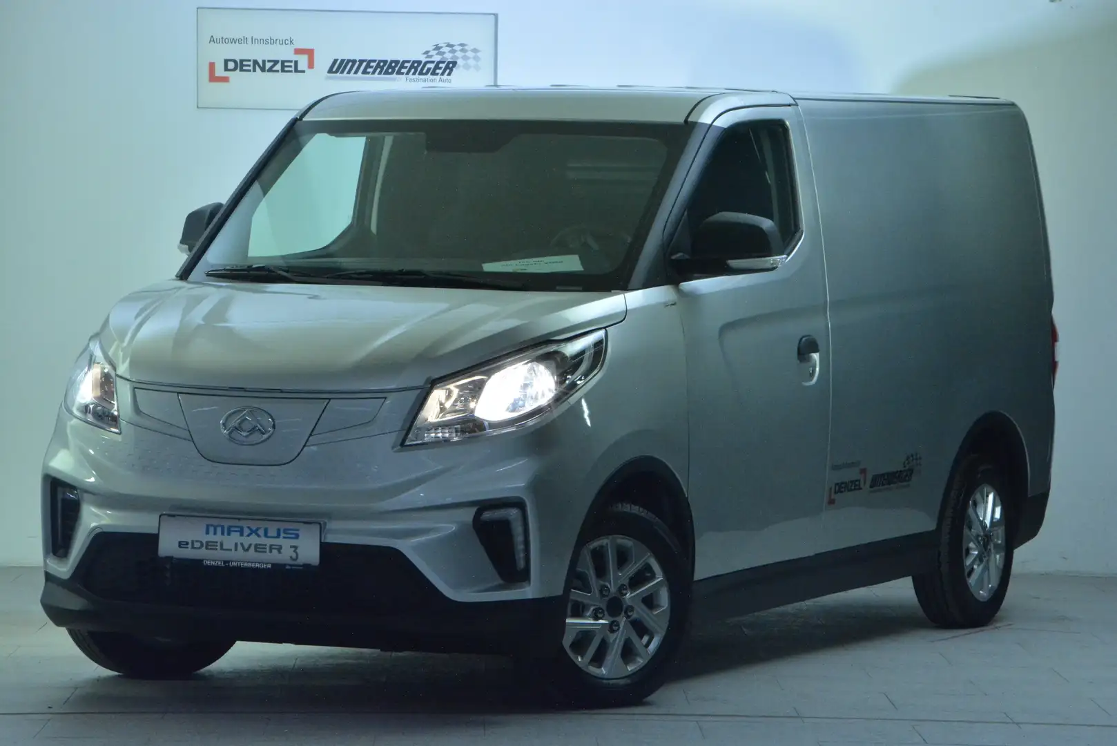 Maxus eDELIVER 3 L1 Silber - 2