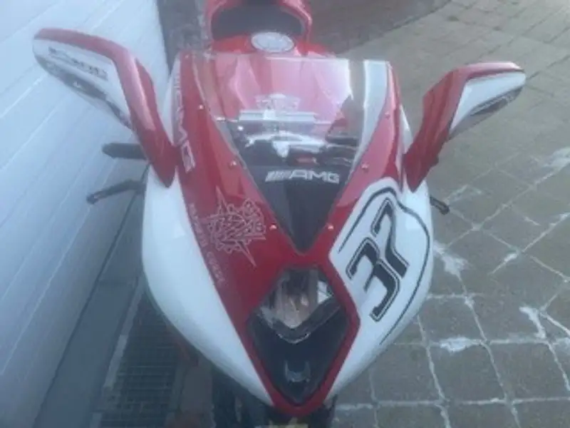MV Agusta F3 - foto 5