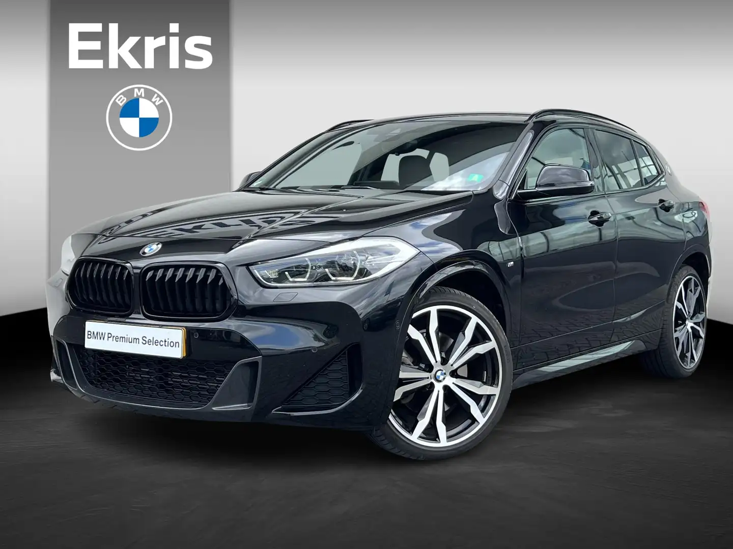 BMW X2 xDrive20i High Executive 4x4 aandrijving | M-Sport Zwart - 1