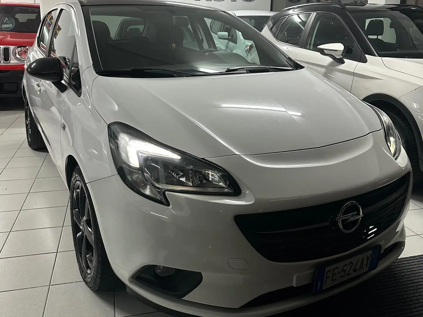 Opel Corsa Corsa V 2015 5p 1.4 b-Color Gpl 90cv Blanc - 1