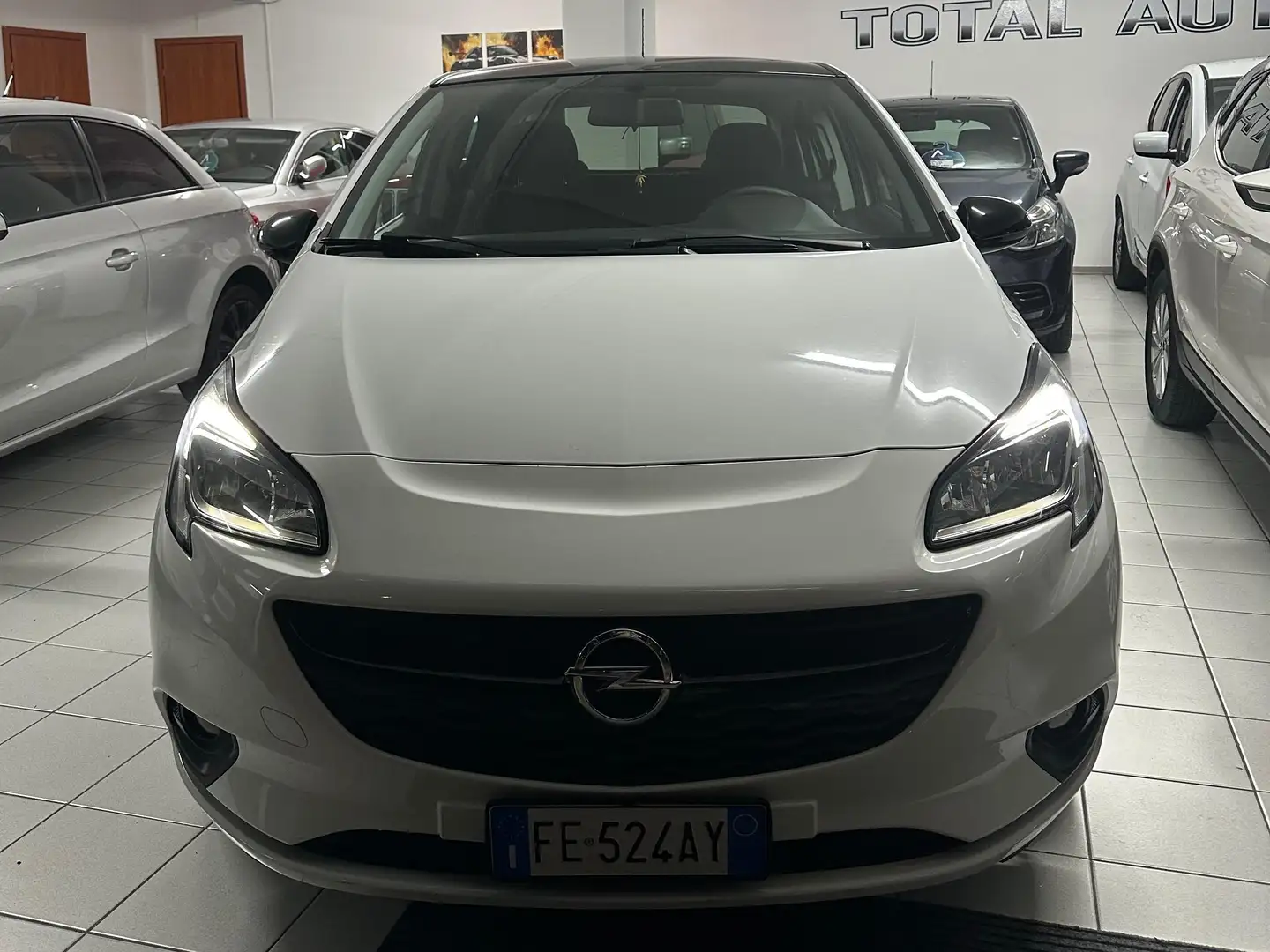 Opel Corsa Corsa V 2015 5p 1.4 b-Color Gpl 90cv Blanc - 2