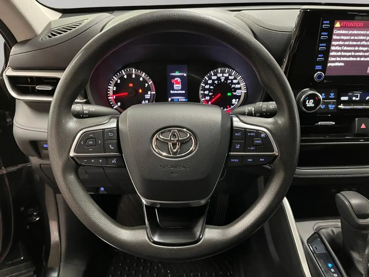 Toyota Highlander снимка Toyota Highlander