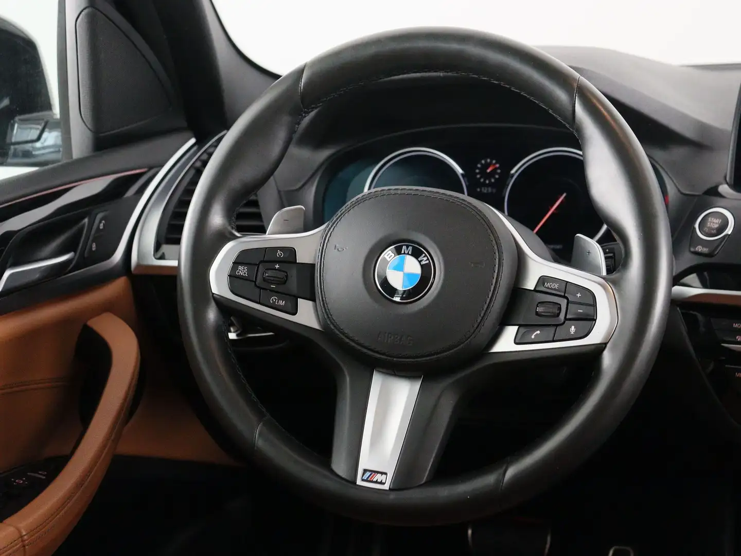 BMW X3 xDrive20i High Executive M Sport Zwart - 2