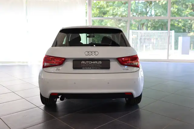 Audi A1 view 5