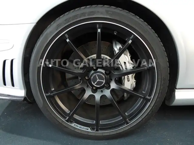 Mercedes-Benz E-Class view 11