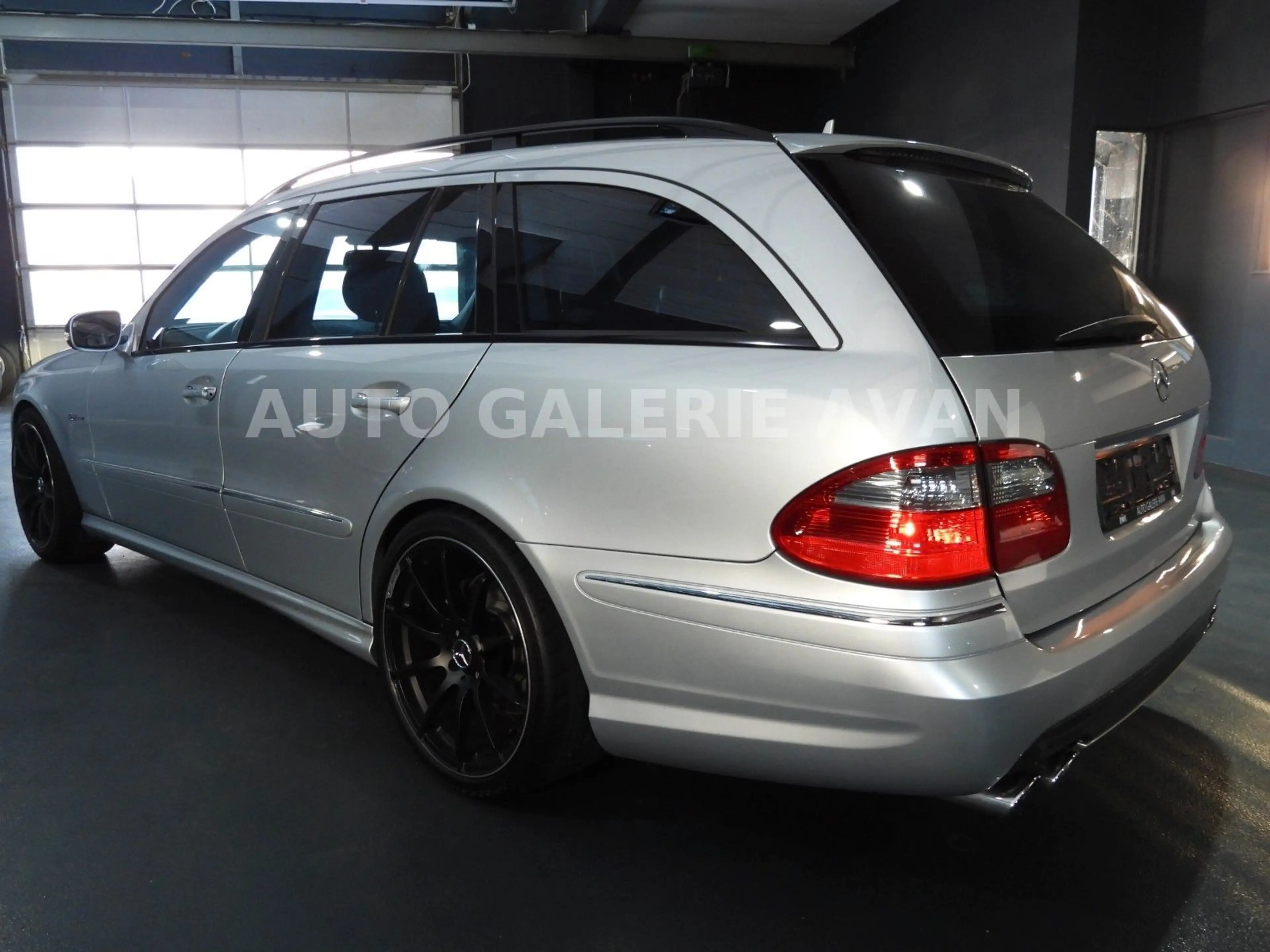 Mercedes-Benz E 63 AMG E 63 T AMG DEUTSCHES FAHRZEUG 2.HAND — photo 9