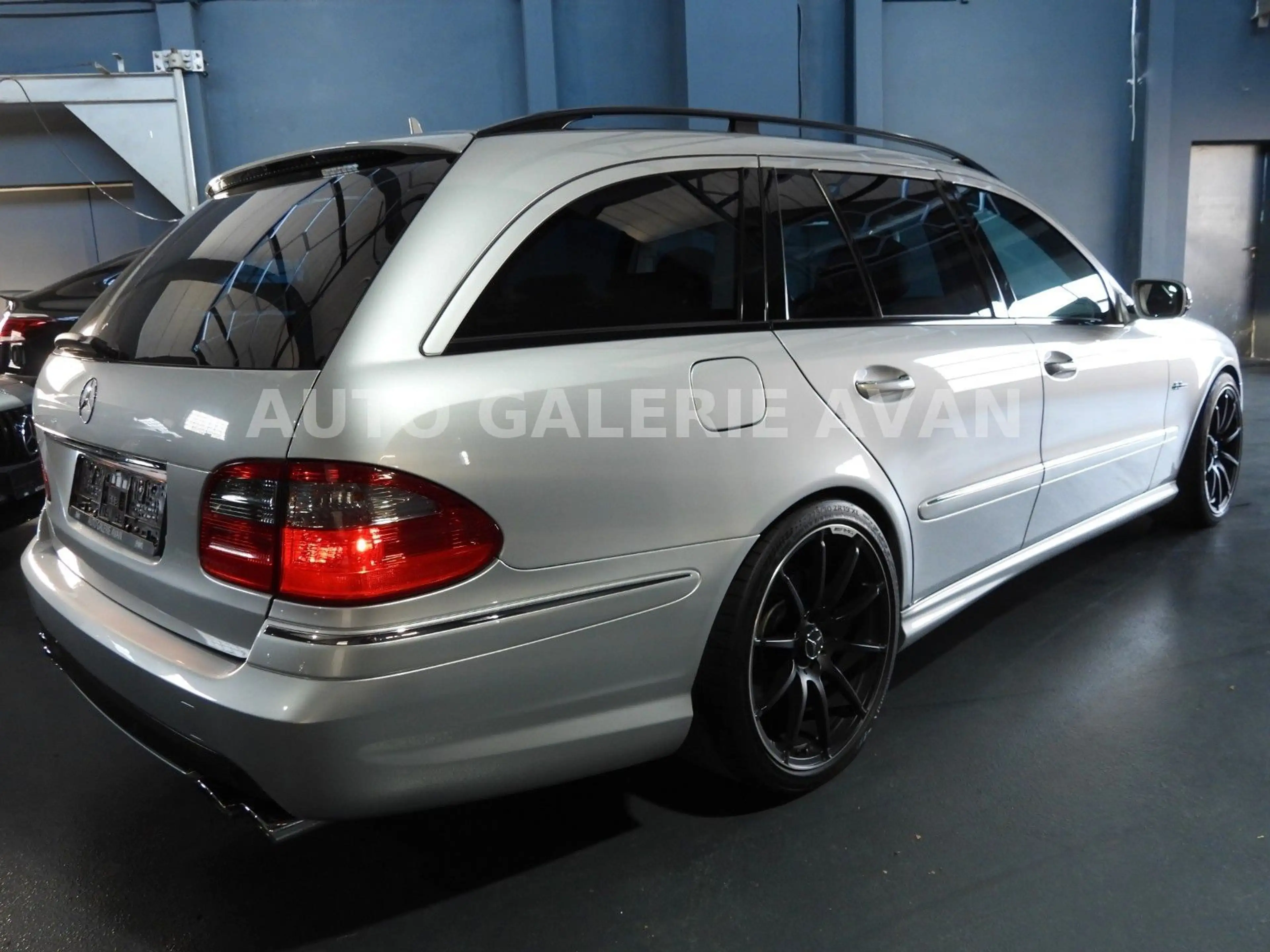 Mercedes-Benz E 63 AMG E 63 T AMG DEUTSCHES FAHRZEUG 2.HAND — photo 4