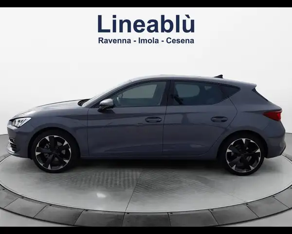 CUPRA Leon view 2