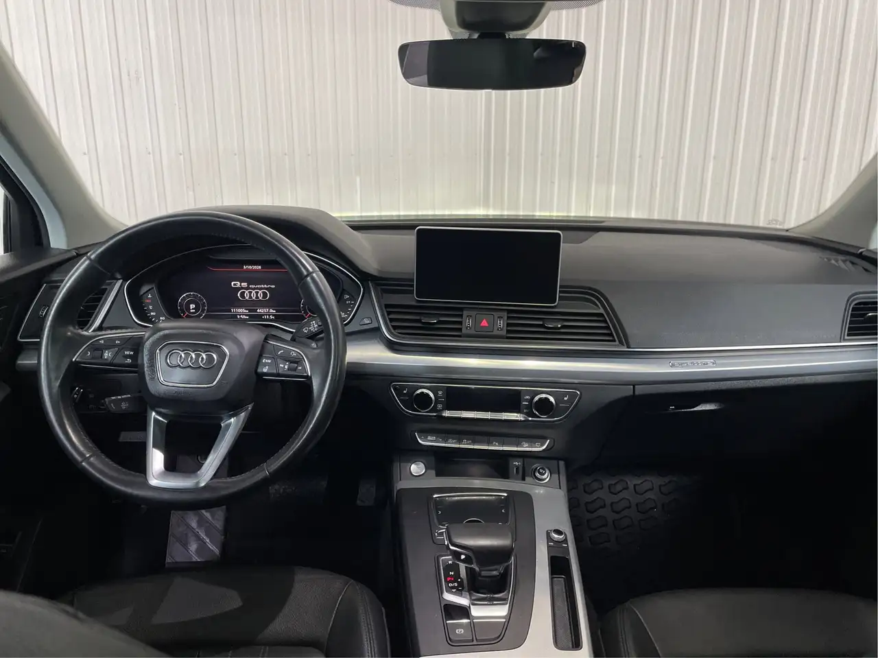 Audi Q5 снимка Audi Q5