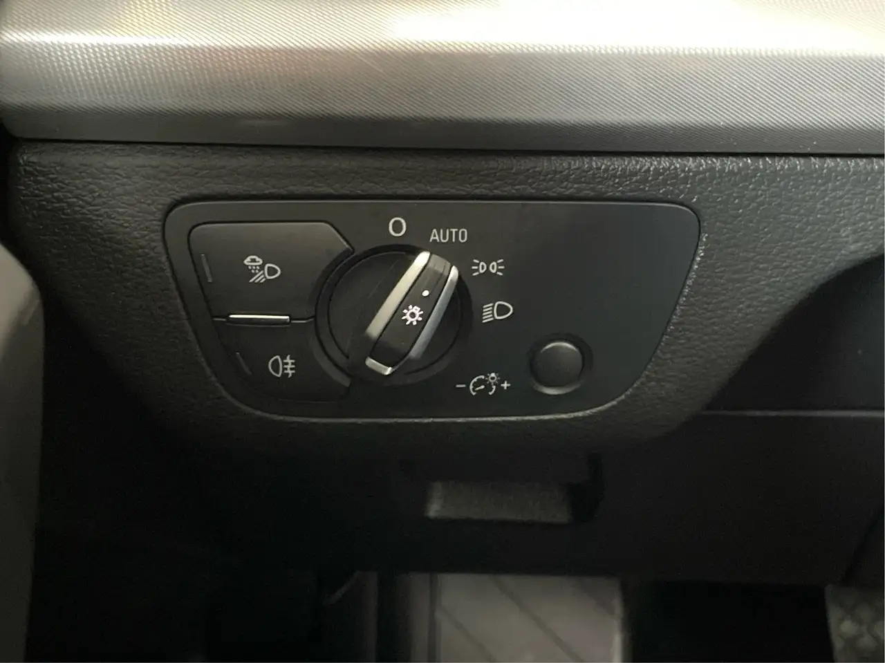 Audi Q5 снимка Audi Q5